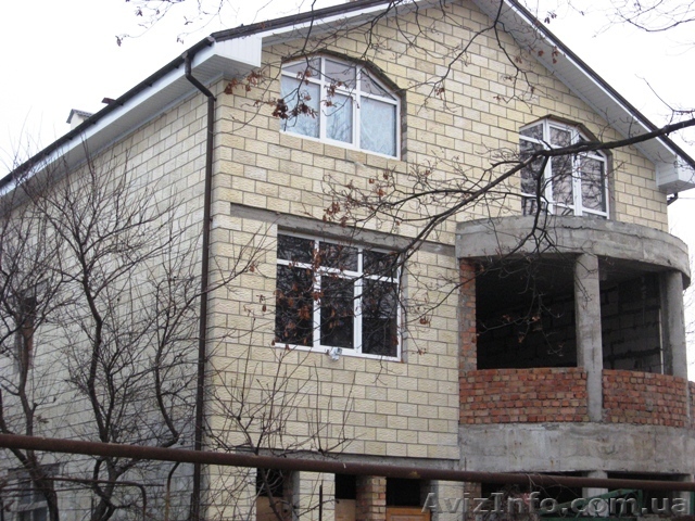 Продам 3-х этажный дом на ул.Куприна.  - <ro>Изображение</ro><ru>Изображение</ru> #1, <ru>Объявление</ru> #524767