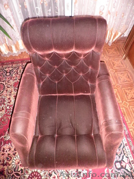 2 велюровых кресла. Поселок Котовского - <ro>Изображение</ro><ru>Изображение</ru> #1, <ru>Объявление</ru> #605546
