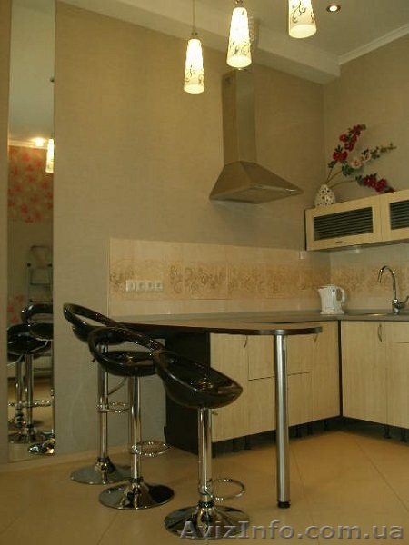 СДАМ ПОСУТОЧНО КВАРТИРЫ В АРКАДИИ!!! - <ro>Изображение</ro><ru>Изображение</ru> #1, <ru>Объявление</ru> #670928