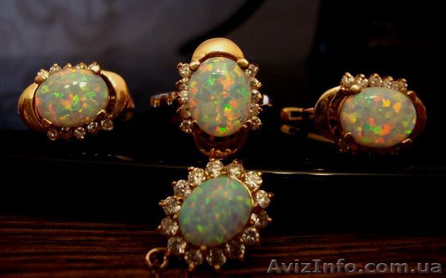 Продаю золотой набор с опалами и цирконами - <ro>Изображение</ro><ru>Изображение</ru> #1, <ru>Объявление</ru> #764953