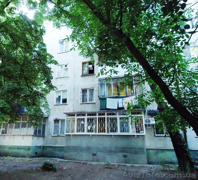 Продам 1-но комн. квартиру на  ул. Космонавтов - <ro>Изображение</ro><ru>Изображение</ru> #1, <ru>Объявление</ru> #910230