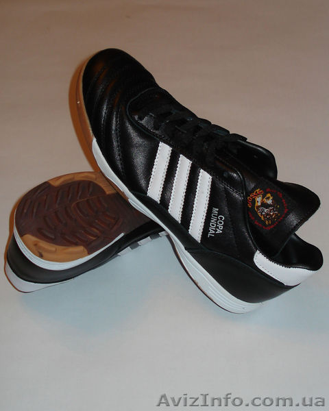 Футбольные бутсы-сороконожки - <ro>Изображение</ro><ru>Изображение</ru> #1, <ru>Объявление</ru> #1020762