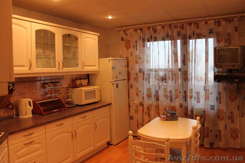 Трехкомнатная квартира с видом на море - <ro>Изображение</ro><ru>Изображение</ru> #1, <ru>Объявление</ru> #1140929