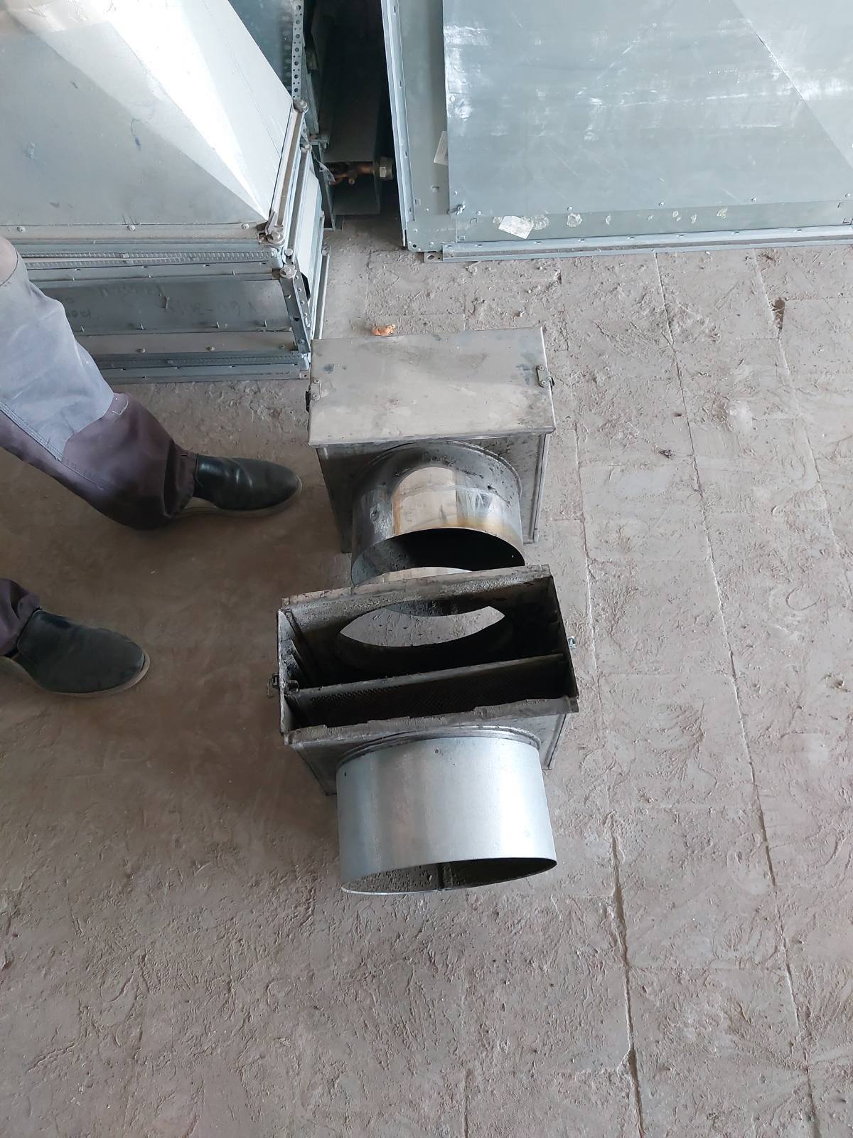 Продам б/у кассетный фильтр-бокс  - <ro>Изображение</ro><ru>Изображение</ru> #1, <ru>Объявление</ru> #1741322