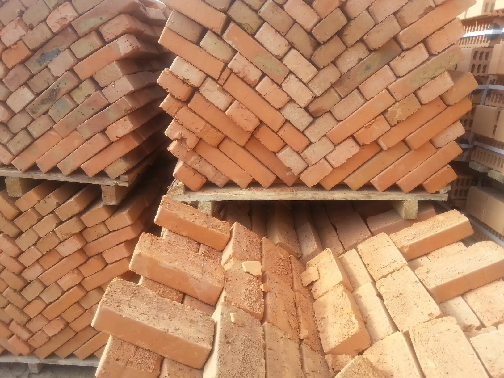 кирпич красный керамический в Одессе, Одесса - <ro>Изображение</ro><ru>Изображение</ru> #1, <ru>Объявление</ru> #558032