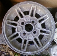 диски колесные R13 Ford (4х98, 5Vz Jx13x28.5) - 2 шт.-25у.е.  е-маил  romi2001@u - <ro>Изображение</ro><ru>Изображение</ru> #1, <ru>Объявление</ru> #796044
