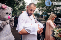 Нежная встреча из роддома жены и ребенка, как организовать выписку малыша весной - <ro>Изображение</ro><ru>Изображение</ru> #2, <ru>Объявление</ru> #1706656