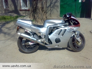 Suzuki GSX R 400 RR мотоцикл - <ro>Изображение</ro><ru>Изображение</ru> #1, <ru>Объявление</ru> #290154