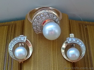 Продается комплект: золотое кольцо(16,5) и сережки с жемчугом и фианитами. проба - <ro>Изображение</ro><ru>Изображение</ru> #1, <ru>Объявление</ru> #410066