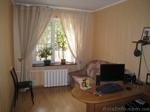 Продам 5-ти комнатную квартиру - <ro>Изображение</ro><ru>Изображение</ru> #5, <ru>Объявление</ru> #422201