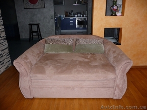 Продам раскладной диван в очень хорошем состоянии! - <ro>Изображение</ro><ru>Изображение</ru> #1, <ru>Объявление</ru> #448519