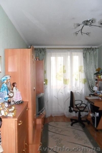 Продам 3-х комнатную квартиру на ул.  Генерала Бочарова. - <ro>Изображение</ro><ru>Изображение</ru> #2, <ru>Объявление</ru> #612858