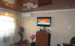Квартира в высотном доме с капитальным ремонтом - <ro>Изображение</ro><ru>Изображение</ru> #1, <ru>Объявление</ru> #1059822