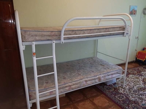 Продам двухъярусную кровать с матрасами - <ro>Изображение</ro><ru>Изображение</ru> #1, <ru>Объявление</ru> #1649147