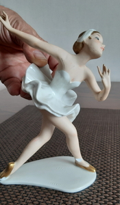 Валлендорф Wallendorf Германия фарфоровая статуэтка Танцовщица Балерина - <ro>Изображение</ro><ru>Изображение</ru> #1, <ru>Объявление</ru> #1665582