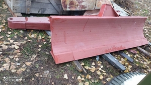 Отвал и рукоять к трактору,  экскаватору МТЗ,  ЮМЗ новые без  эксплуатации