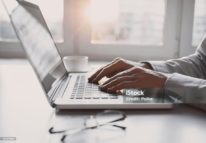 Спеціаліст з кадрових процесів 