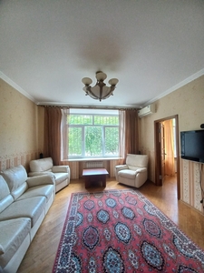 Квартира на Французький бульвар