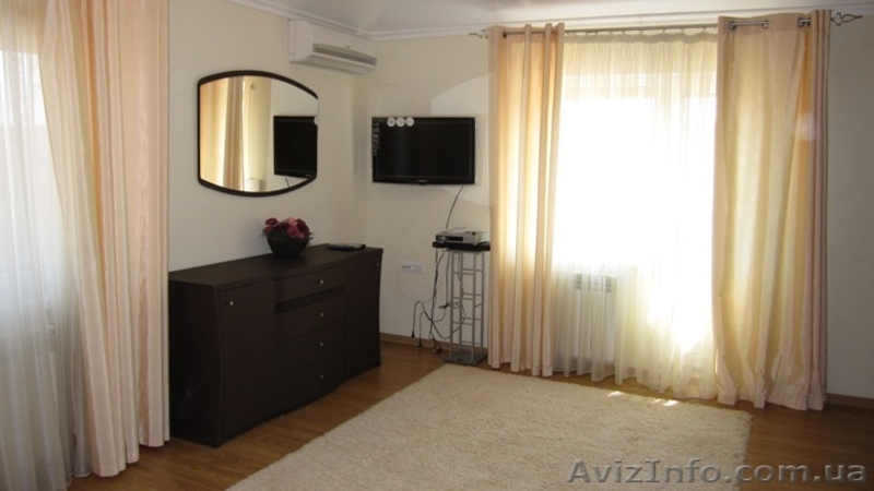 Сдам номера в мини отели на берегу Чёрного моря в курортной зоне г.Ильичёвск. - <ro>Изображение</ro><ru>Изображение</ru> #8, <ru>Объявление</ru> #280606