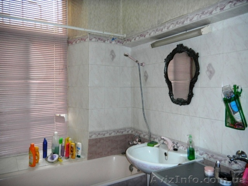 Продам 2-х комн. квартиру в центре города, ул.Лейт.Шмидта - <ro>Изображение</ro><ru>Изображение</ru> #5, <ru>Объявление</ru> #432661