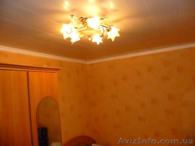 Хорошая 2-х комн. квартира на ул. Богдана Хмельницкого - <ro>Изображение</ro><ru>Изображение</ru> #3, <ru>Объявление</ru> #460203