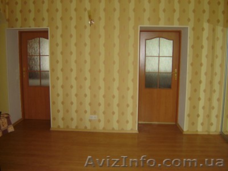 Трёхкомнатная вартира посуточно. - <ro>Изображение</ro><ru>Изображение</ru> #6, <ru>Объявление</ru> #469279