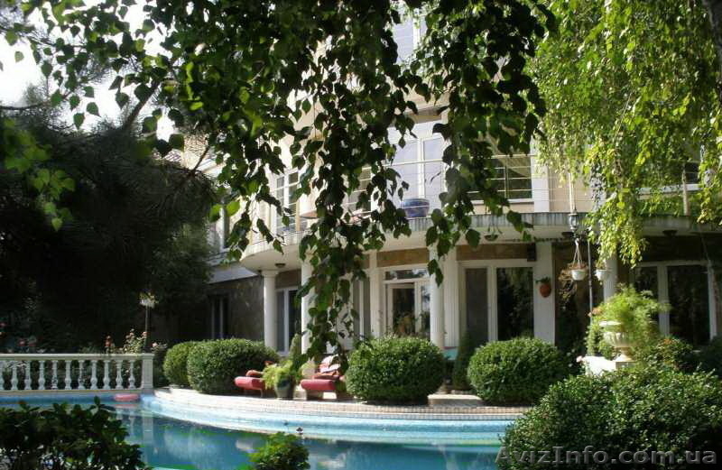 Продам особняк в 1-й линии от моря за 750 тыс.у.е. - <ro>Изображение</ro><ru>Изображение</ru> #1, <ru>Объявление</ru> #507425