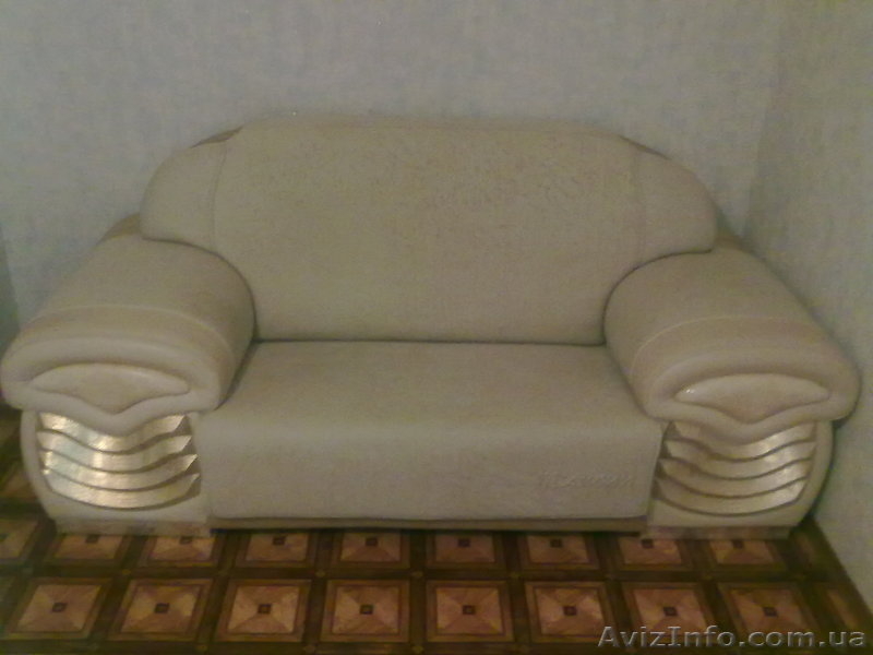 Продам кожанный диван + 2 кожанных кресла - <ro>Изображение</ro><ru>Изображение</ru> #1, <ru>Объявление</ru> #543638