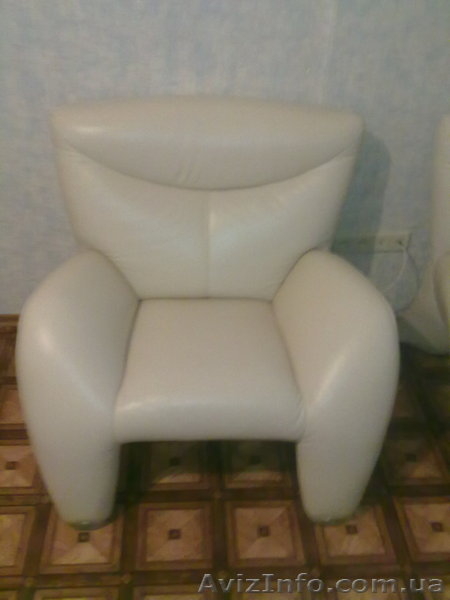 Продам кожанный диван + 2 кожанных кресла - <ro>Изображение</ro><ru>Изображение</ru> #2, <ru>Объявление</ru> #543638