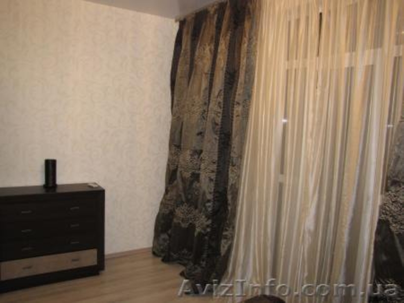 Посучтоно аренда Военный спуск (центр) 2х-ком. класс люкс - <ro>Изображение</ro><ru>Изображение</ru> #5, <ru>Объявление</ru> #591362