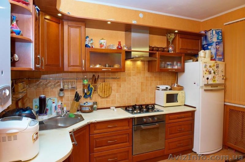 Продам 2-х этажный дом, ул.Гвардейская/Октябрьской Революции - <ro>Изображение</ro><ru>Изображение</ru> #3, <ru>Объявление</ru> #632106