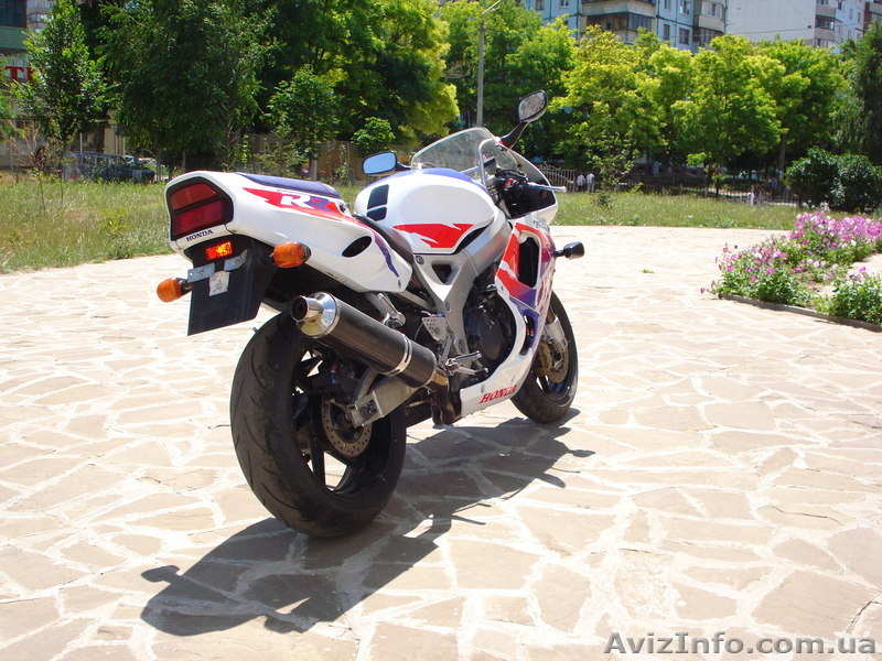 CBR 900 RR Fireblade  - <ro>Изображение</ro><ru>Изображение</ru> #3, <ru>Объявление</ru> #652848