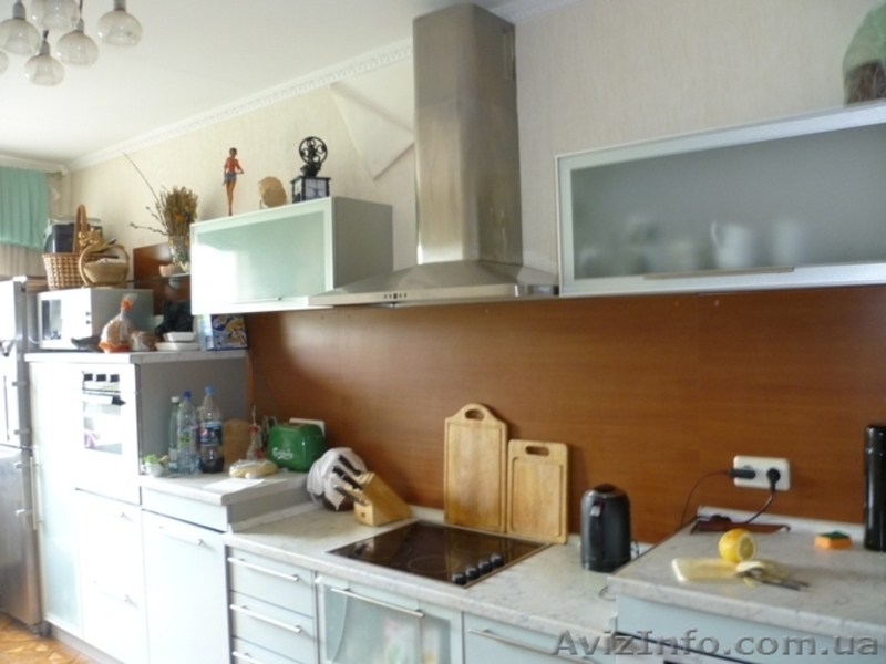 Продам 4-х комнатную квартиру  по ул. Педагогическая - <ro>Изображение</ro><ru>Изображение</ru> #7, <ru>Объявление</ru> #684193