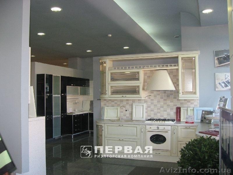 Аренда торговых помещений. Одесса. Отличное торговое помещение ул.Балковская,фасад,1700 кв.м.11 у.е. / кв.м - <ro>Изображение</ro><ru>Изображение</ru> #3, <ru>Объявление</ru> #711106