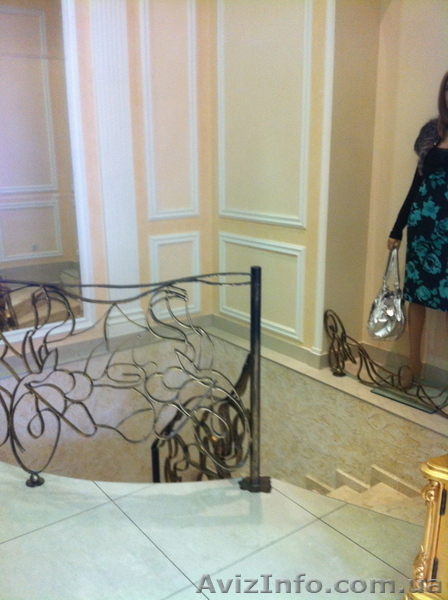 Фасадный магазин в центре Одессы на Екатерининской площади - <ro>Изображение</ro><ru>Изображение</ru> #3, <ru>Объявление</ru> #746933