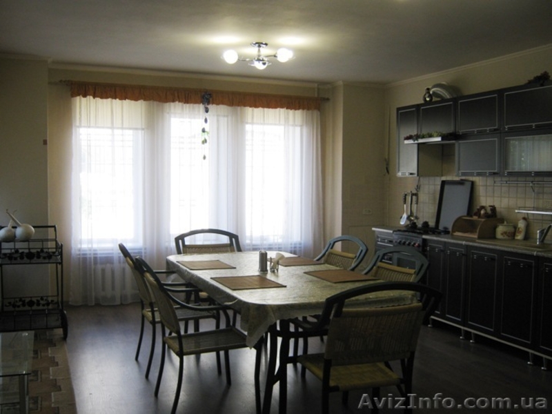 Продам 3-х этажный дом в Аркадии на ул. Курчатова Ак. - <ro>Изображение</ro><ru>Изображение</ru> #8, <ru>Объявление</ru> #754895