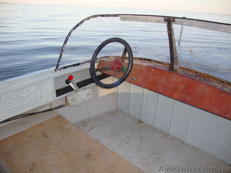 Продам катер Прогрес – 2м с двигателем Johnson-40 (1997года)  без документов - <ro>Изображение</ro><ru>Изображение</ru> #3, <ru>Объявление</ru> #753635