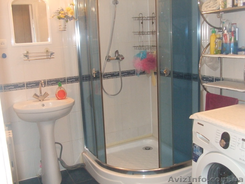 Комната с большим балконом ДЛЯ ДЕВУШЕК! - <ro>Изображение</ro><ru>Изображение</ru> #3, <ru>Объявление</ru> #760696