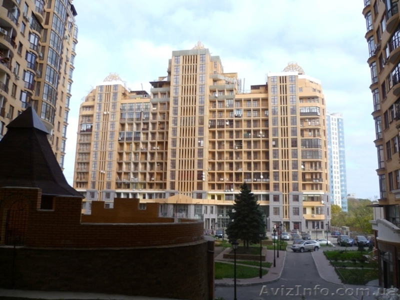 Продам 4-х комнатную квартиру в кирпичном новом заселенном  VIP доме - <ro>Изображение</ro><ru>Изображение</ru> #2, <ru>Объявление</ru> #695027