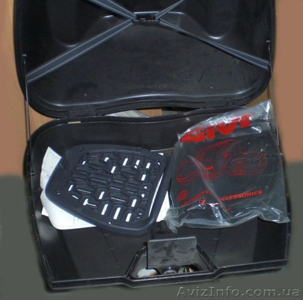 Оригинальный «баул»/ сундук для Aprilia Scarabeo - <ro>Изображение</ro><ru>Изображение</ru> #3, <ru>Объявление</ru> #787083