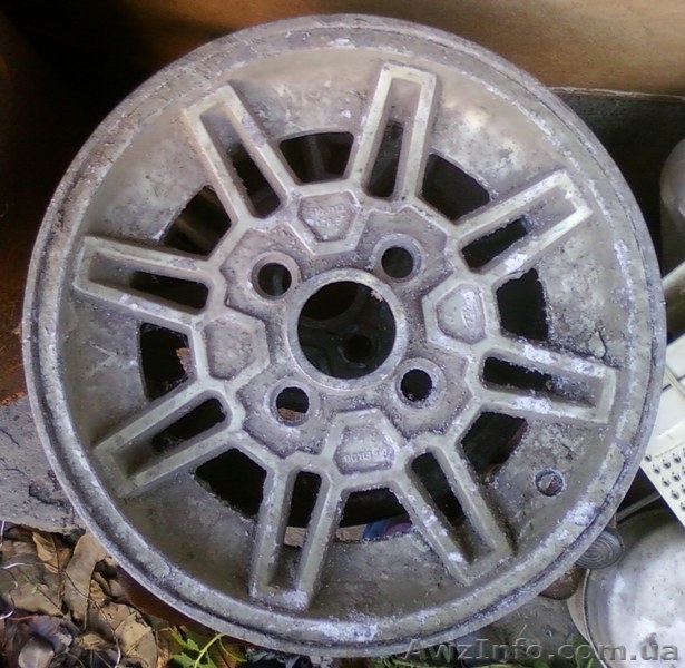 диски колесные R13 Ford (4х98, 5Vz Jx13x28.5) - 2 шт.-25у.е.  е-маил  romi2001@u - <ro>Изображение</ro><ru>Изображение</ru> #1, <ru>Объявление</ru> #796044