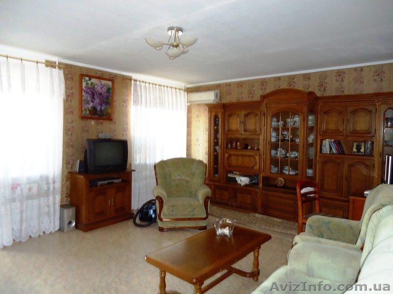 Продам  3-х комн. квартиру на ул. Маршала Малиновского - <ro>Изображение</ro><ru>Изображение</ru> #2, <ru>Объявление</ru> #836072