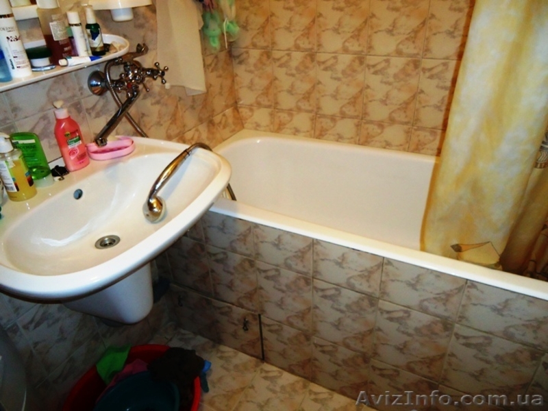 Продам  3-х комн. квартиру на ул. Маршала Малиновского - <ro>Изображение</ro><ru>Изображение</ru> #6, <ru>Объявление</ru> #836072