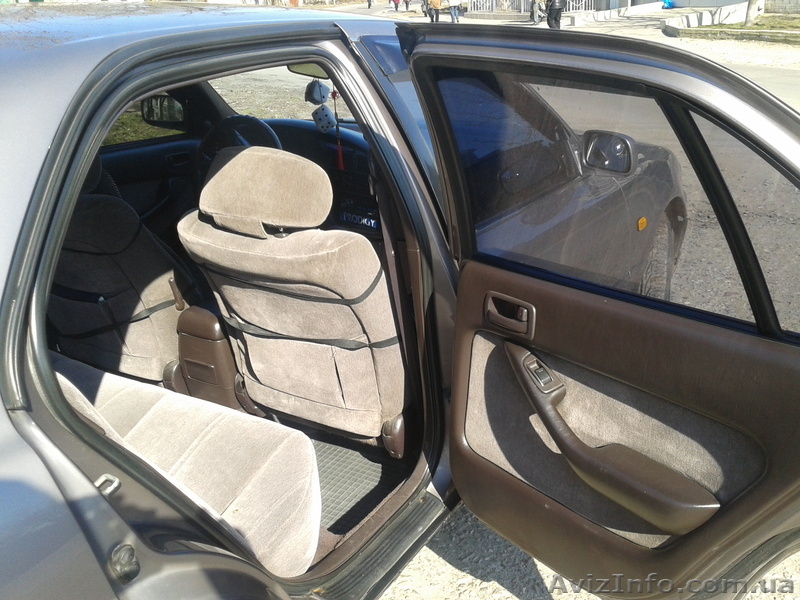 Продам Tayota Camry 1992 года - <ro>Изображение</ro><ru>Изображение</ru> #3, <ru>Объявление</ru> #903259