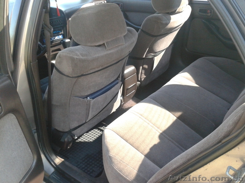 Продам Tayota Camry 1992 года - <ro>Изображение</ro><ru>Изображение</ru> #4, <ru>Объявление</ru> #903259