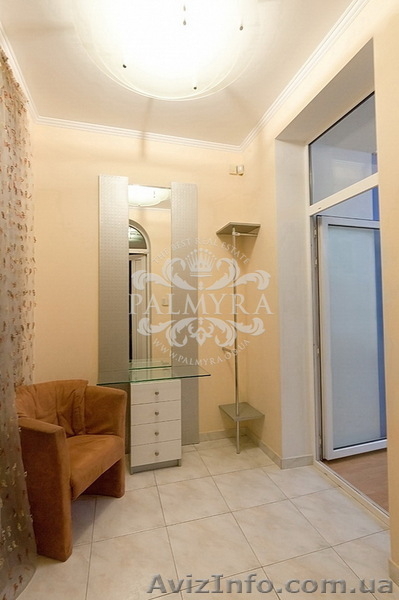 Отличная трёхкомнатная квартира в центре посуточно - <ro>Изображение</ro><ru>Изображение</ru> #6, <ru>Объявление</ru> #902375