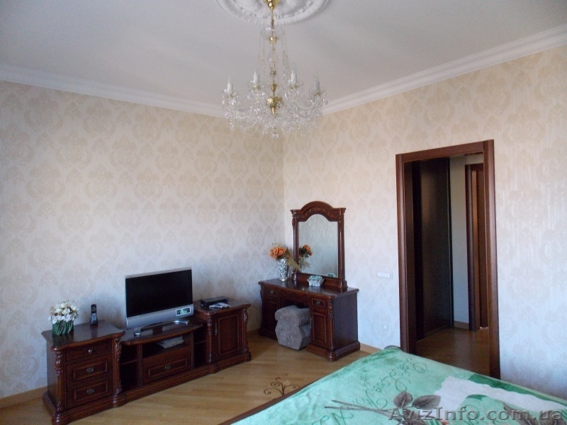 Эксклюзивный дом с авторским дизайном в Крыжановке - <ro>Изображение</ro><ru>Изображение</ru> #3, <ru>Объявление</ru> #910519