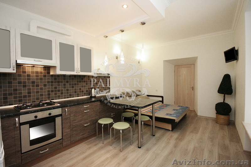 Трёхкомнатная квартира в центре посуточно  - <ro>Изображение</ro><ru>Изображение</ru> #3, <ru>Объявление</ru> #909802