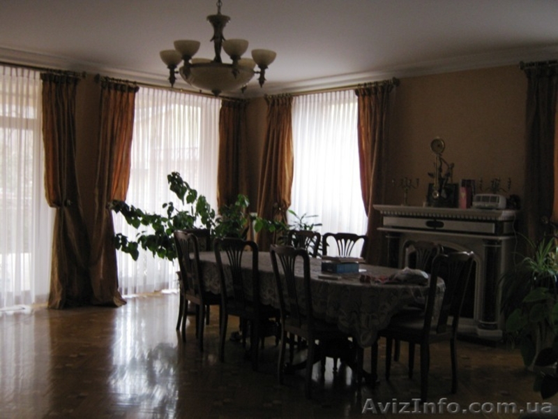 Продам шикарный дом на ул. Тенистая - <ro>Изображение</ro><ru>Изображение</ru> #5, <ru>Объявление</ru> #918147