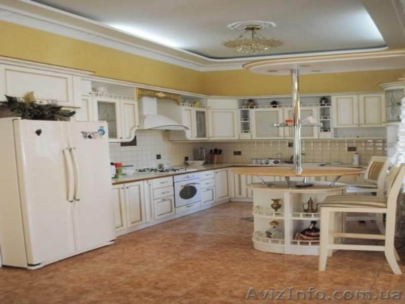 Продам красивый 3-х этажный дом на ул. Посмитного - <ro>Изображение</ro><ru>Изображение</ru> #1, <ru>Объявление</ru> #924535